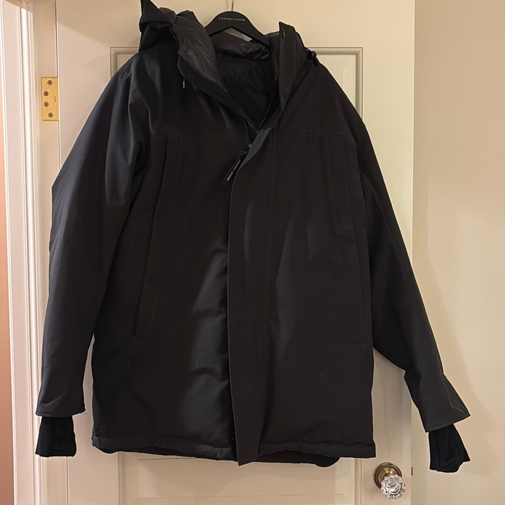Canada Goose Sanford Down Parka (MEN)
